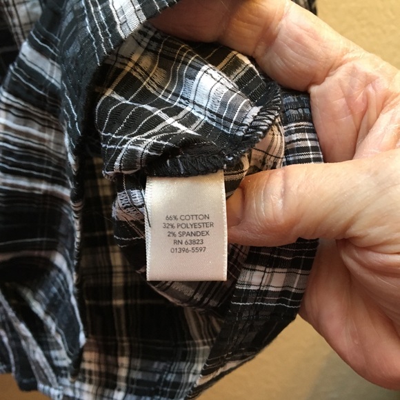 Crinkle plaid sz L - Picture 7 of 7